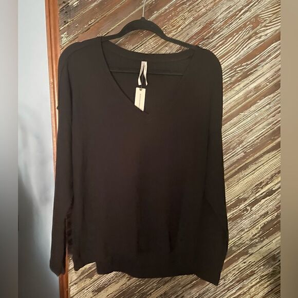 Anthropologie Dina textured vneck top NWT - Picture 7 of 11